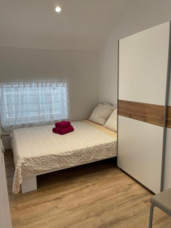 Apartmaji Meduza Изола Экстерьер фото