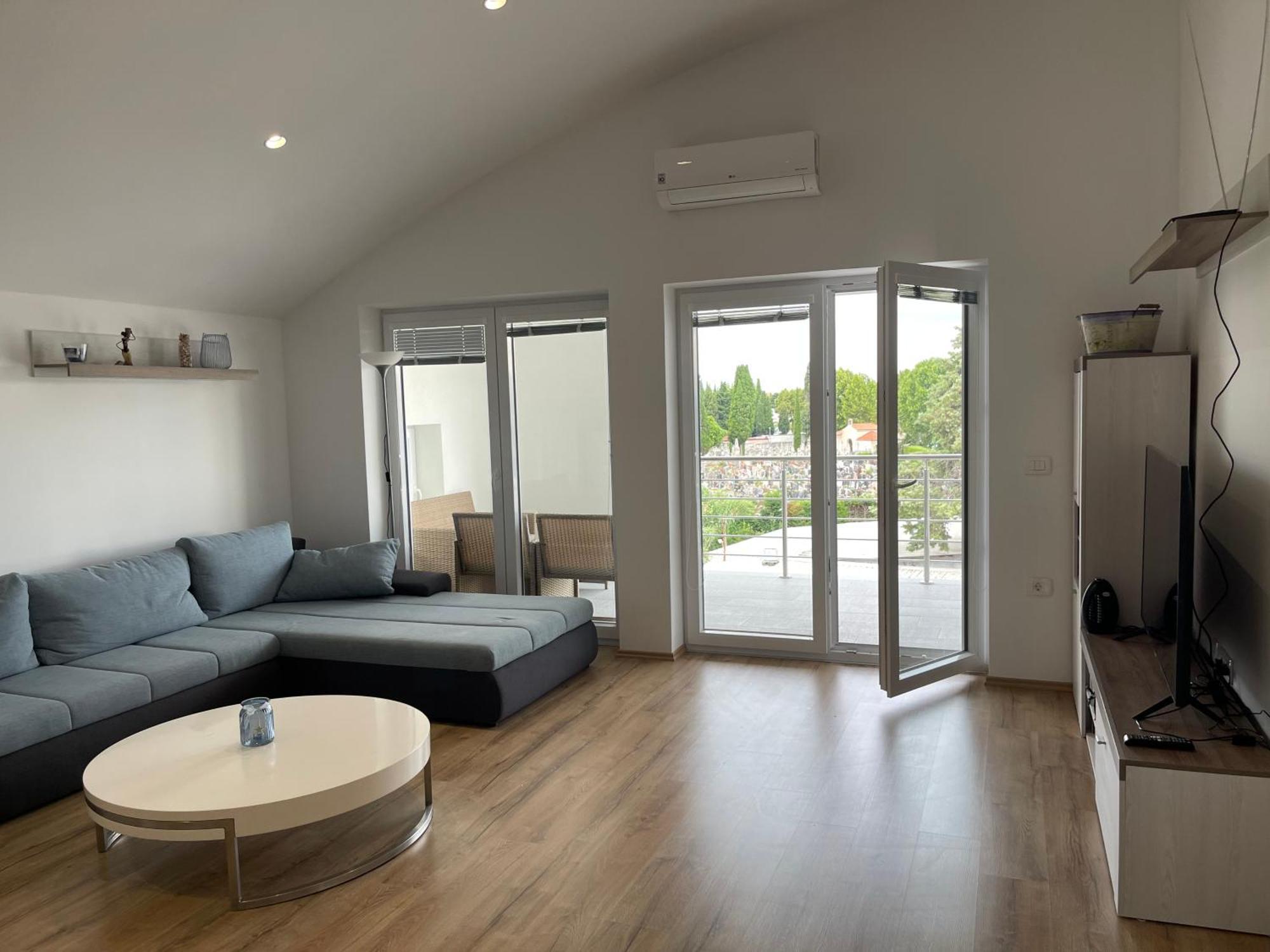 Apartmaji Meduza Изола Экстерьер фото